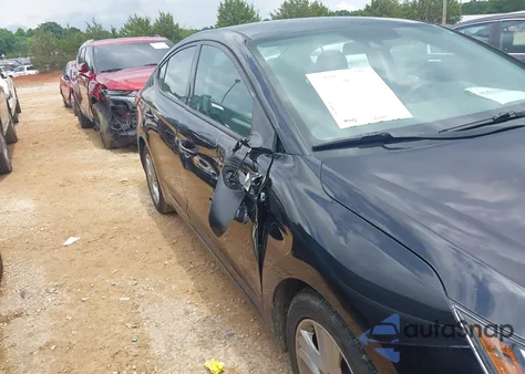 2020 Hyundai Elantra Sel z USA, uszkodzony, nr VIN 5NPD84LF3LH624626